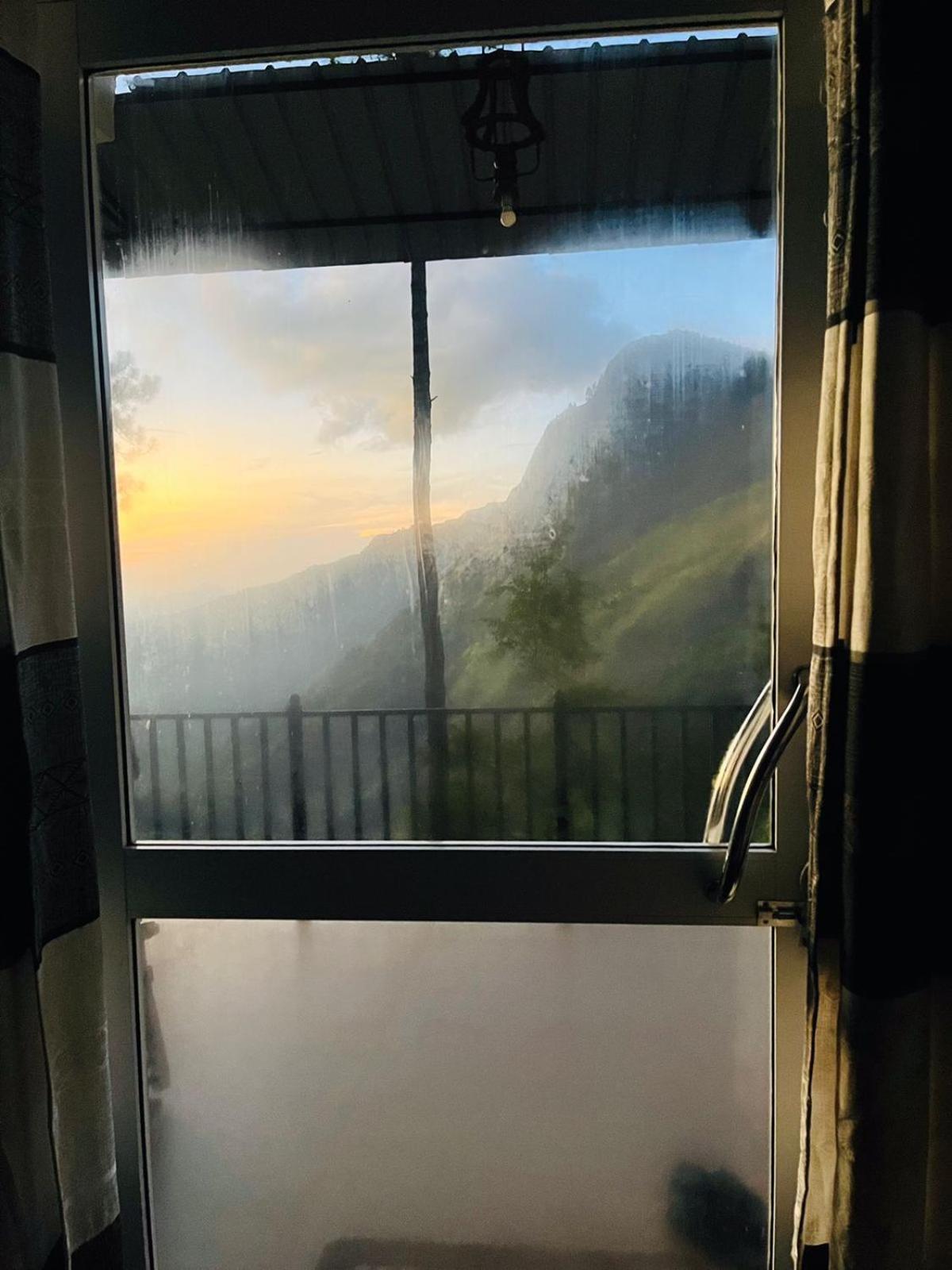 Belmount Ella Hotell Eksteriør bilde
